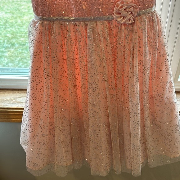 Gorgeous Dress - Picture 5 of 8